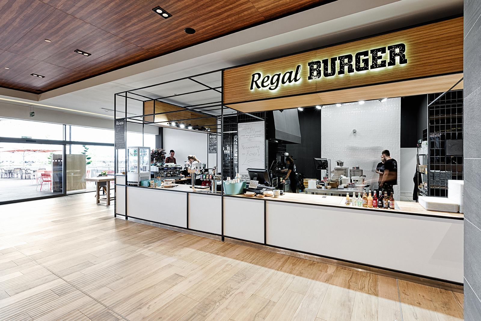 Regal Burger Fashion Arena Praha